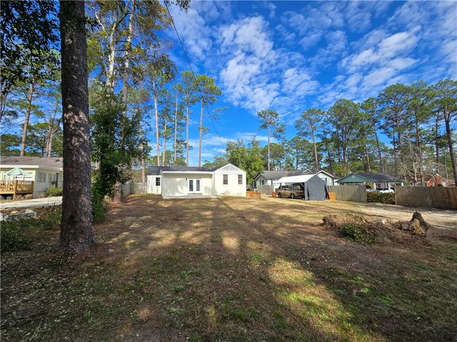 808 Euclid Ave, Waycross, GA 31501