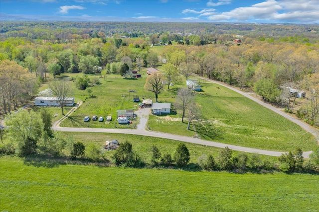 784 Burch Ln, Mcminnville, TN 37110