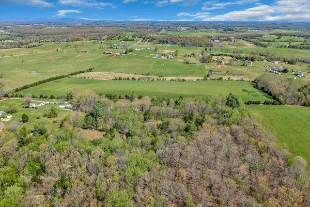 784 Burch Ln, Mcminnville, TN 37110