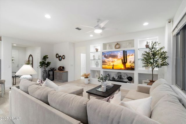 20331 N WAGNER WASH Drive, Buckeye, AZ 85396