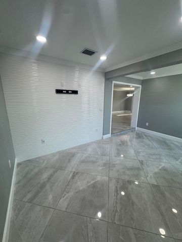 2591 Rosehaven Road, West Palm Beach, FL 33415