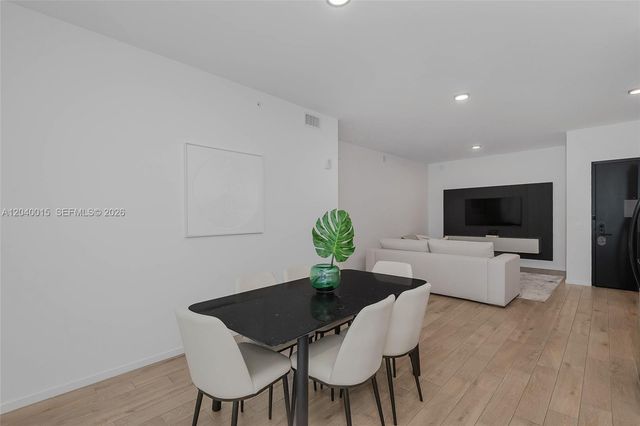 398 NE 5th Street 2301, Miami, FL 33132