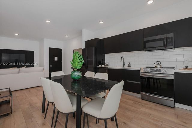 398 NE 5th Street 2301, Miami, FL 33132