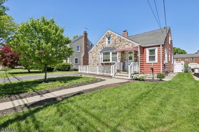 16 Fairmount Ave, Clifton City, NJ 07011