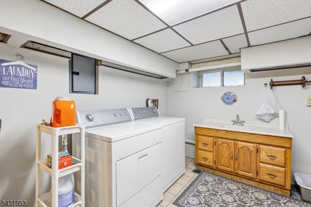 16 Fairmount Ave, Clifton City, NJ 07011