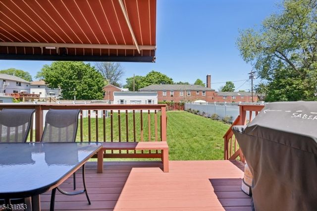 16 Fairmount Ave, Clifton City, NJ 07011