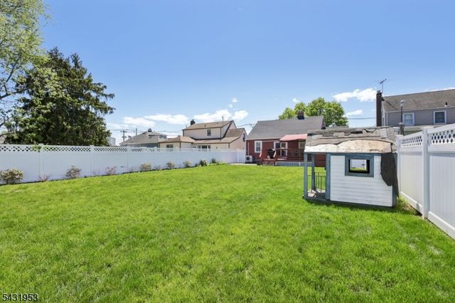 16 Fairmount Ave, Clifton City, NJ 07011
