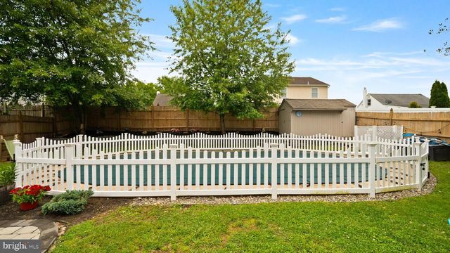 35 BALTUSROL ST, Hamilton, NJ 08690