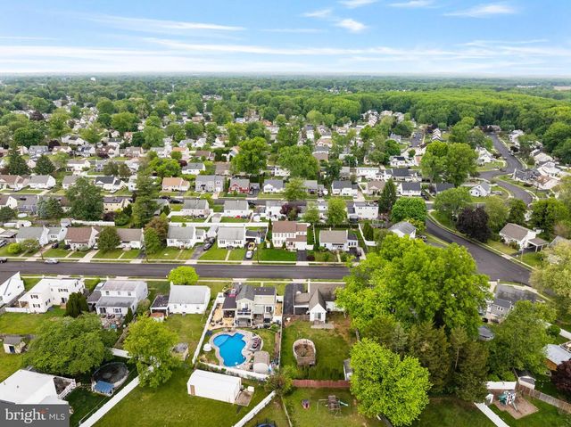 35 BALTUSROL ST, Hamilton, NJ 08690