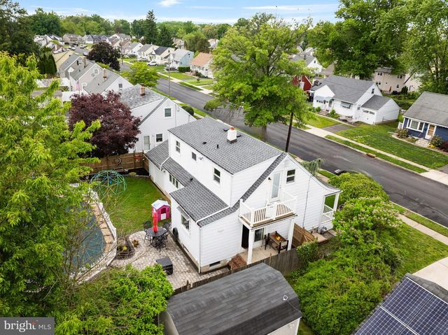 35 BALTUSROL ST, Hamilton, NJ 08690