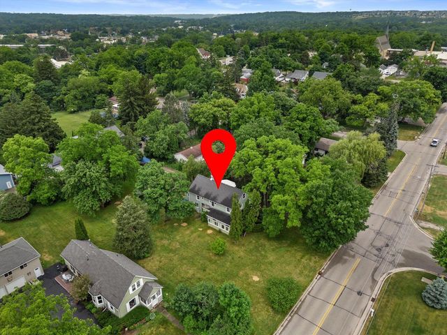 320 Curtis STREET, Lake Geneva, WI 53147