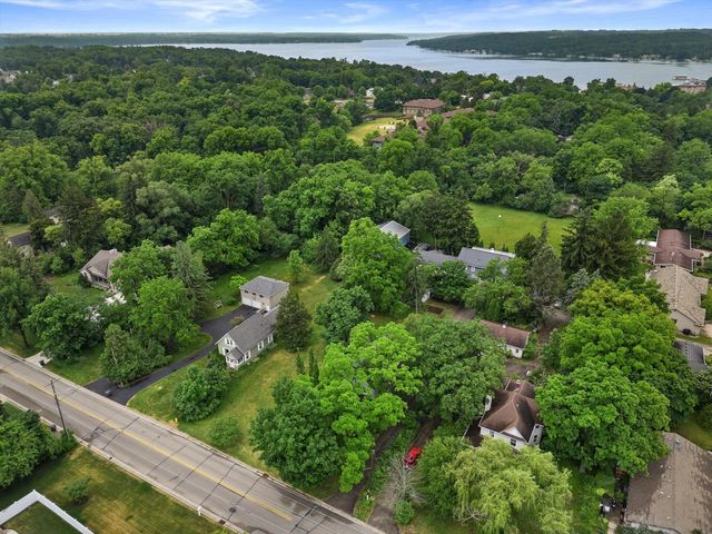 320 Curtis STREET, Lake Geneva, WI 53147