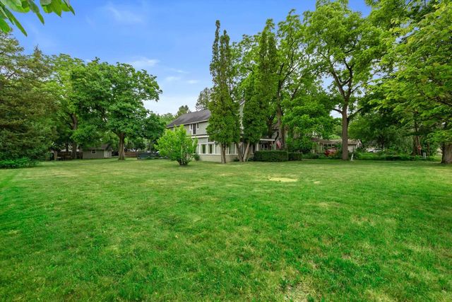 320 Curtis STREET, Lake Geneva, WI 53147