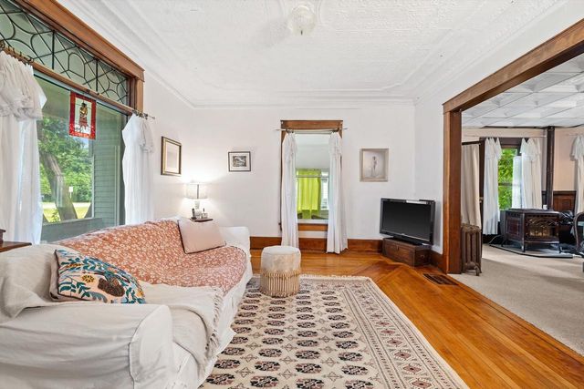 320 Curtis STREET, Lake Geneva, WI 53147