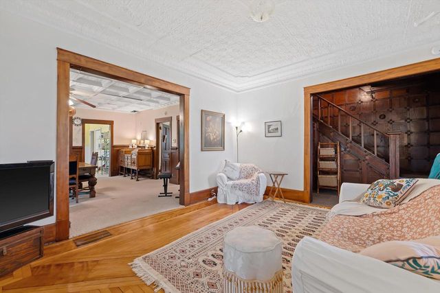320 Curtis STREET, Lake Geneva, WI 53147