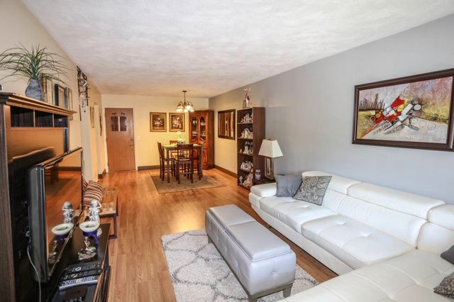 11 Strawberry Bank Rd Apt 17, Nashua, NH 03062