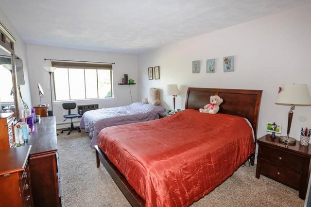 11 Strawberry Bank Rd Apt 17, Nashua, NH 03062