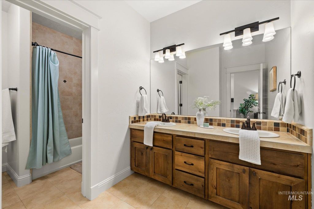 226 E Riversedge Dr., Eagle, ID 83616 photo 32