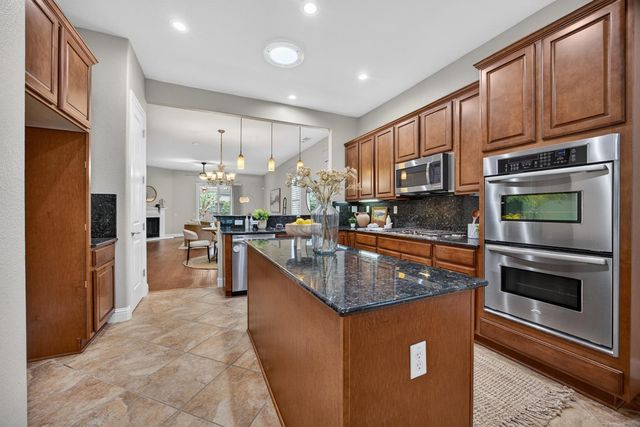 3439 Kennerleigh Parkway, Roseville, CA 95747