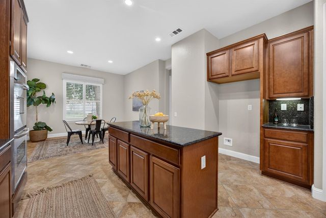 3439 Kennerleigh Parkway, Roseville, CA 95747