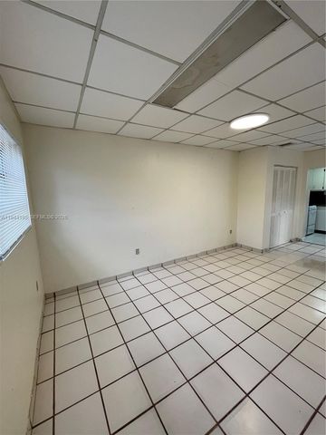 6614 SW 20th St, Miramar, FL 33023