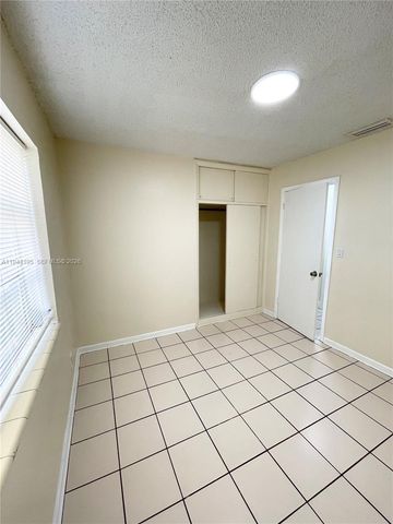 6614 SW 20th St, Miramar, FL 33023