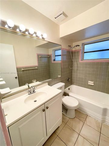 6614 SW 20th St, Miramar, FL 33023