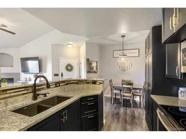 7440 S Blackhawk St 11-305, Englewood, CO 80112