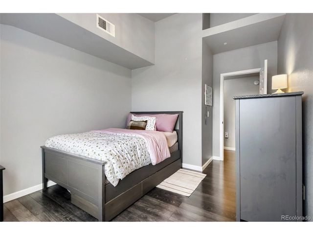 7440 S Blackhawk St 11-305, Englewood, CO 80112