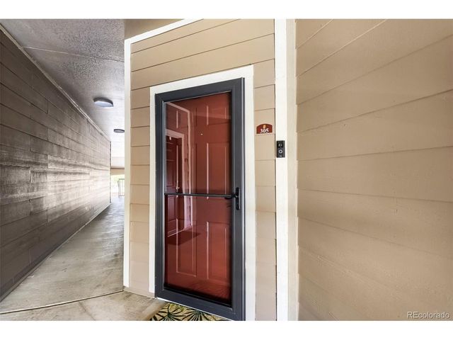 7440 S Blackhawk St 11-305, Englewood, CO 80112