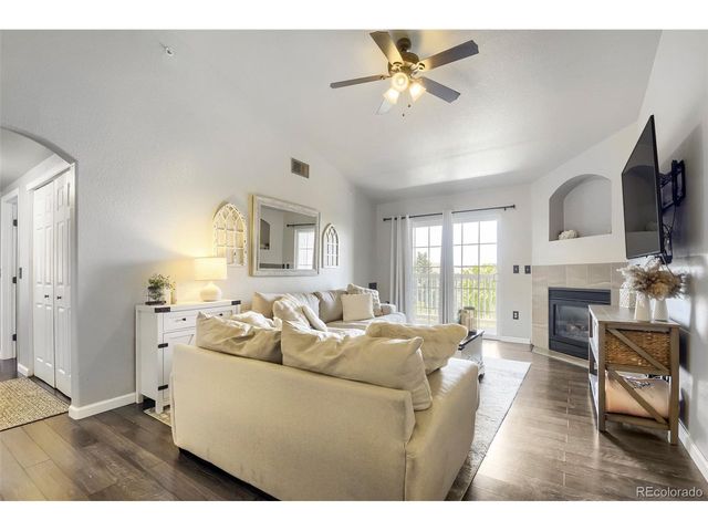 7440 S Blackhawk St 11-305, Englewood, CO 80112