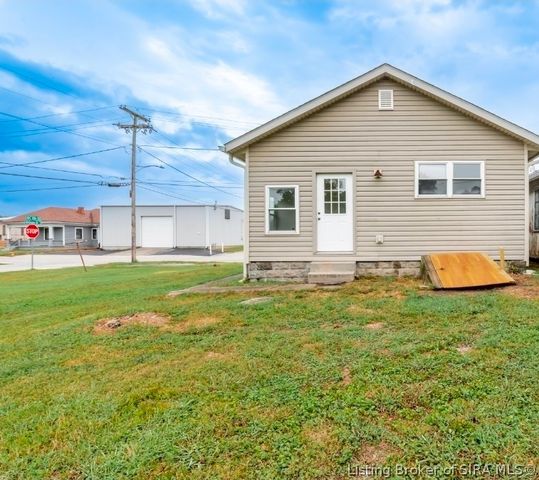 71 E 18th Street, New Albany, IN 47150