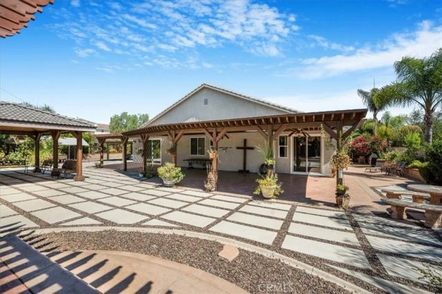 19247 Mountain Shadow Lane, Perris, CA 92570