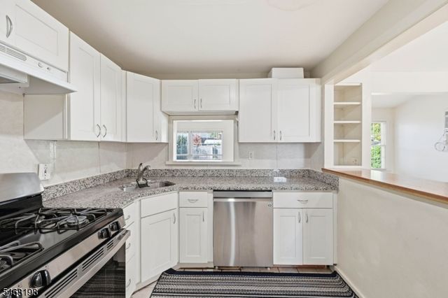 23 Dorchester Rd, Fair Lawn Boro, NJ 07410