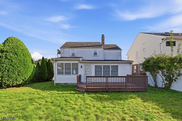 23 Dorchester Rd, Fair Lawn Boro, NJ 07410