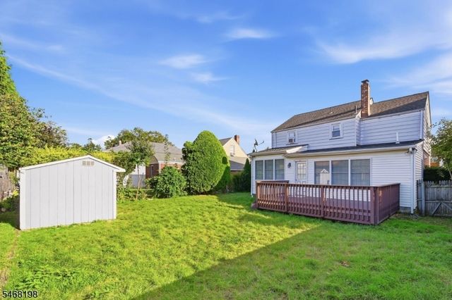 23 Dorchester Rd, Fair Lawn Boro, NJ 07410