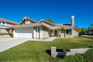 22701 Coral Way, Saugus, CA 91390