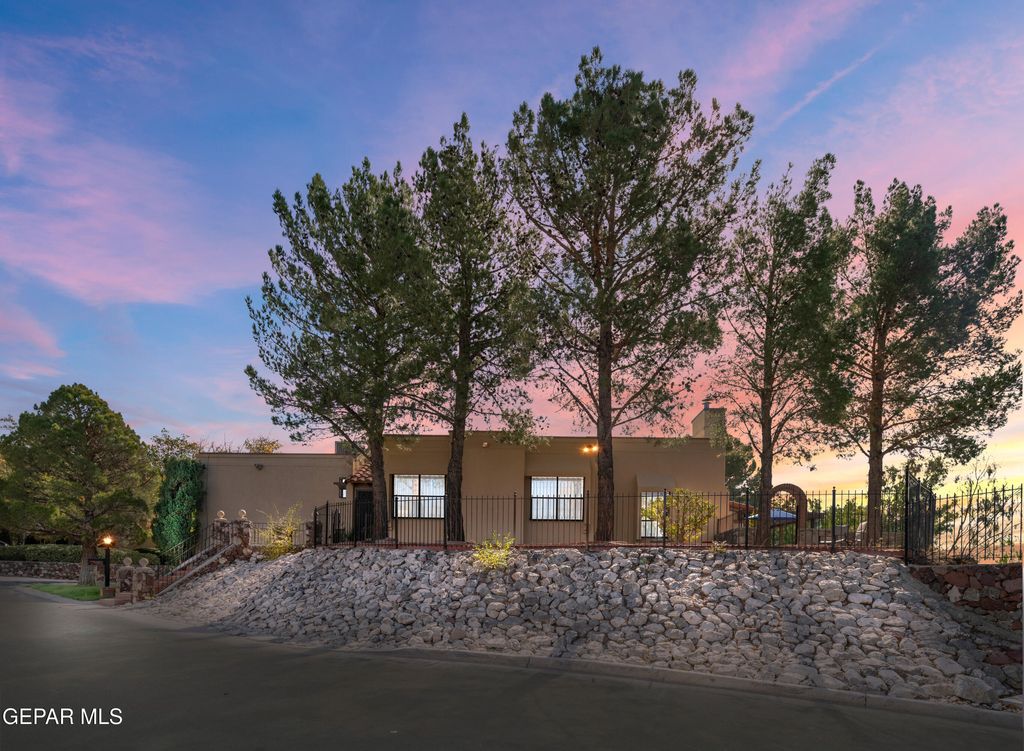 6006 BALCONES Court 19, El Paso, TX 79912