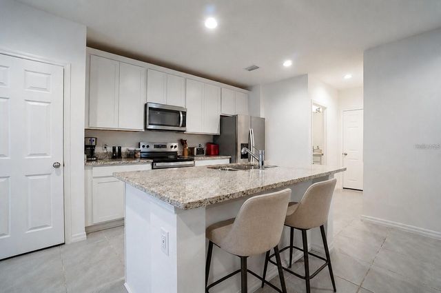 156 GLASS ONION DRIVE, Howey In The Hills, FL 34737