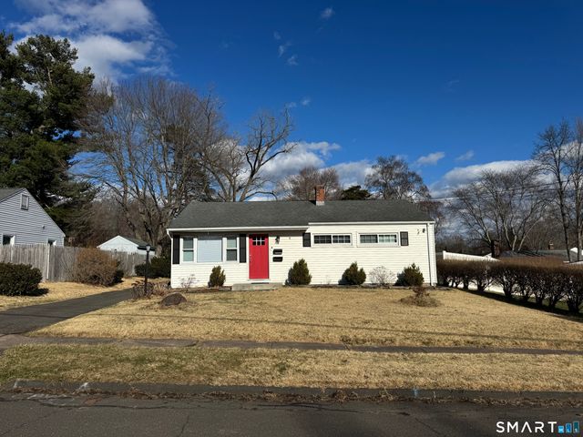 38 Greenhurst Lane, East Hartford, CT 06118