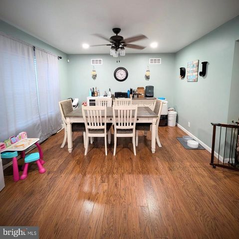 350 REDWOOD AVE, Woodbury Heights, NJ 08097