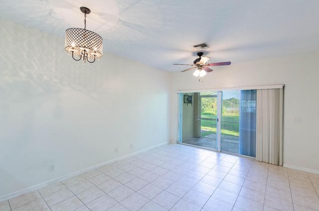 6916 Crooked Fence Drive, Lake Worth, FL 33467