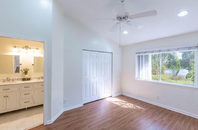 6916 Crooked Fence Drive, Lake Worth, FL 33467