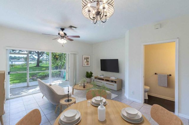 6916 Crooked Fence Drive, Lake Worth, FL 33467