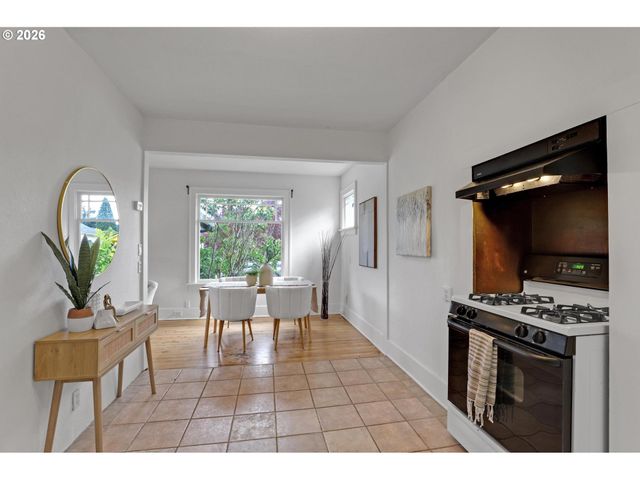 5630 Se FRANCIS St, Portland, OR 97206