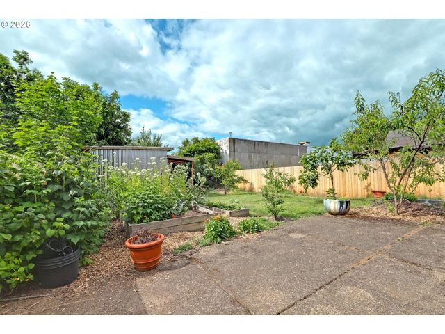 5630 Se FRANCIS St, Portland, OR 97206