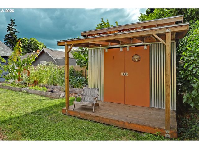 5630 Se FRANCIS St, Portland, OR 97206