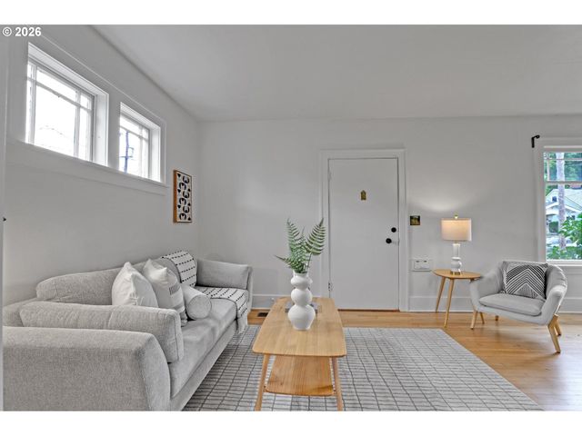 5630 Se FRANCIS St, Portland, OR 97206