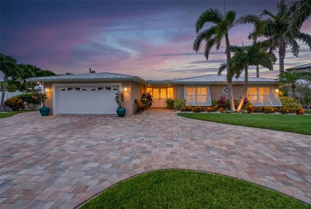 454 1ST STREET W, Tierra Verde, FL 33715