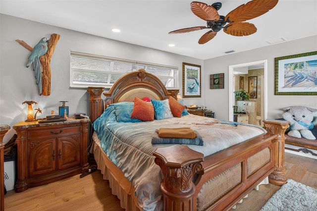 454 1ST STREET W, Tierra Verde, FL 33715